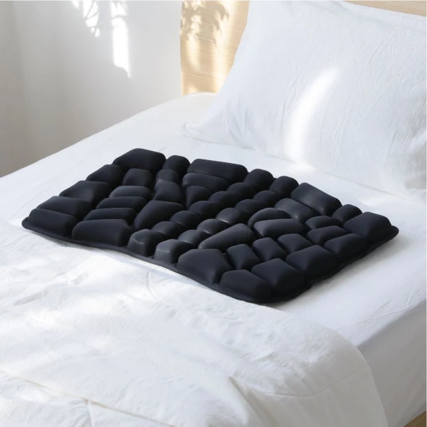 RAKUNA☺︎ラクナ☺︎睡眠用 肩甲骨ほぐしピロー 楽天市場】睡眠用肩甲骨ほぐしピロー RAKUNA ( ラクナ ) 肩こり 肩甲骨